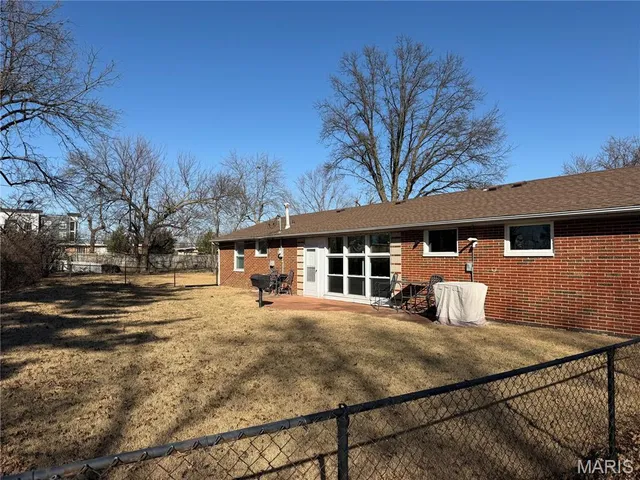 $2,095 | 21 Crabapple Court, St. Louis, MO 63132