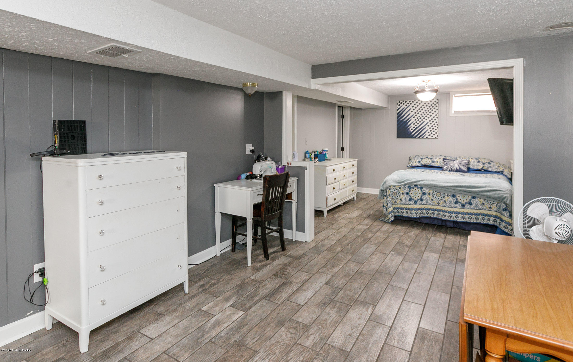 7710 Bluebonnet Road Louisville, KY 40258 - Photo 26 of 38 028