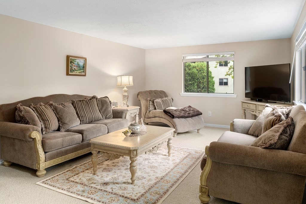 129 Leland Farm Road, Unit 129 Ashland, MA 01721 - Photo 10 of 32 Gallery Image 10