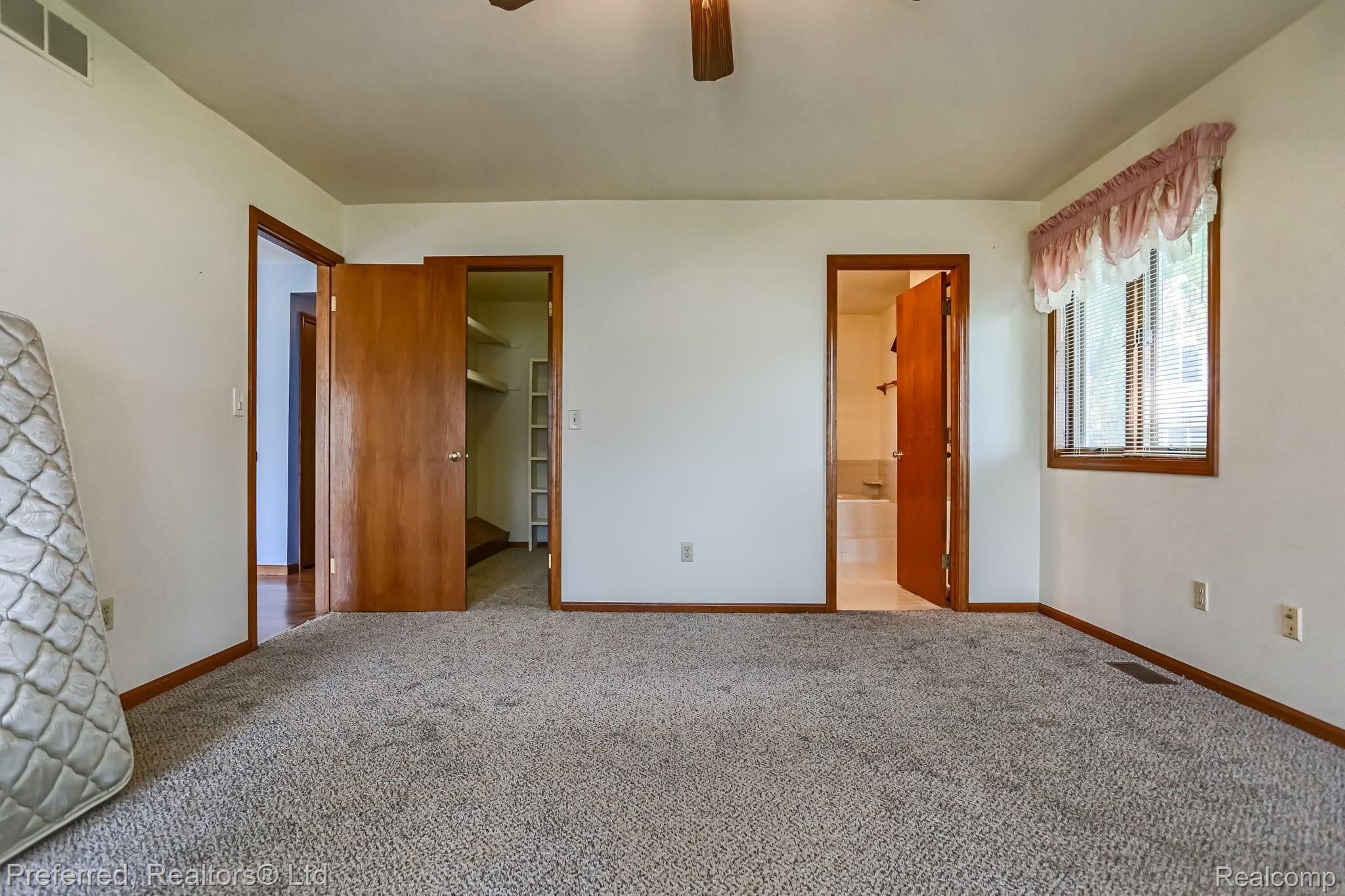5863 Mabley Hill Road Fenton, MI 48430 - Photo 30 of 48 30IMG_0298.jpg