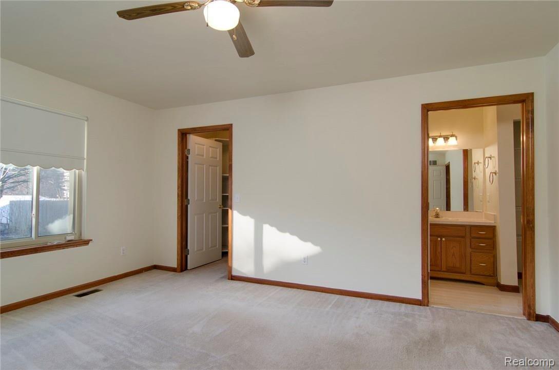 26005 King Road Romulus, MI 48174 - Photo 14 of 31 13.jpg
