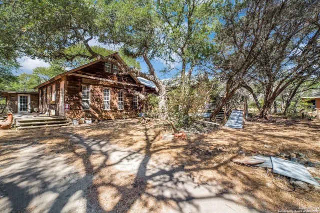 $4,147,920 | 31210 Stahl Lane, Bulverde, TX 78163