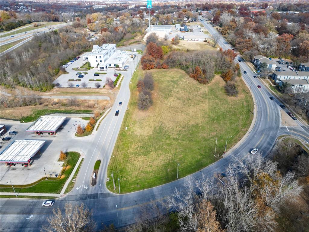 497 Northwest 68th Street Kansas City, MO 64118 - Photo 2 of 6