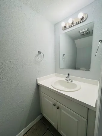 $1,550 | 203 Southland Drive, Unit B, Fort Pierce, FL 34982
