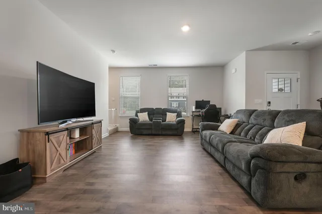 $320,999 | 173 Currant Circle, Magnolia, DE 19962