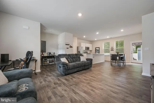 $320,999 | 173 Currant Circle, Magnolia, DE 19962