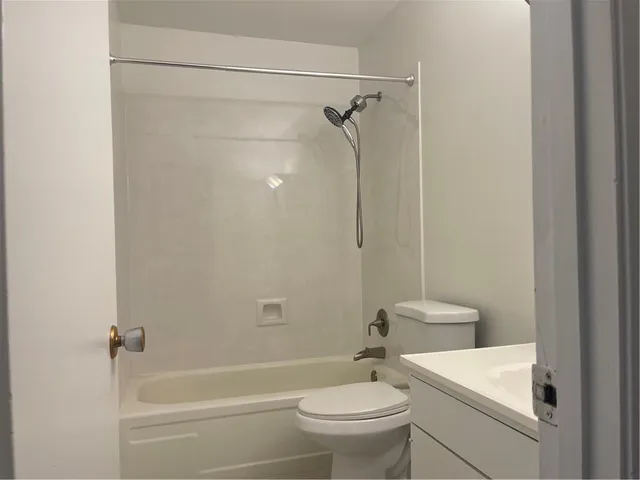 $1,200 | 513 Homewood Place, Westwego, LA 70094