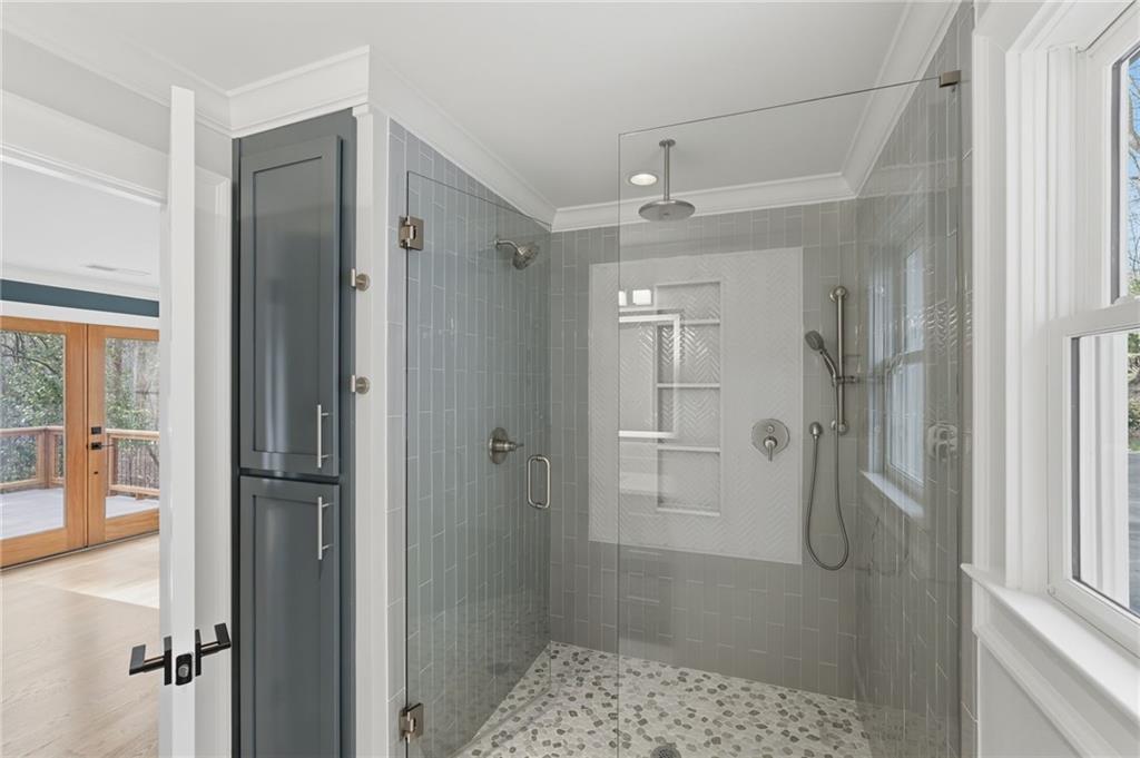 3454 Green Apple Road Gainesville, GA 30506 - Photo 45 of 115 a bathroom with a shower and a sink