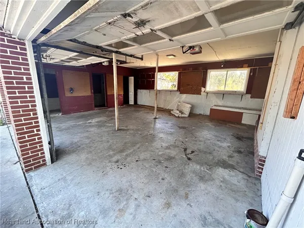 $369,000 | 703 Honolulu Drive, Wauchula, FL 33873