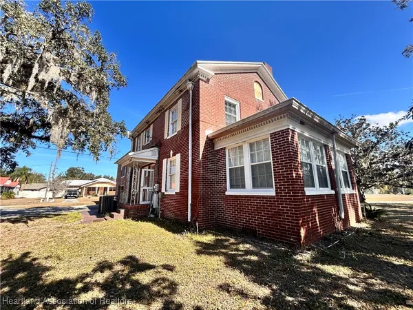 $369,000 | 703 Honolulu Drive, Wauchula, FL 33873