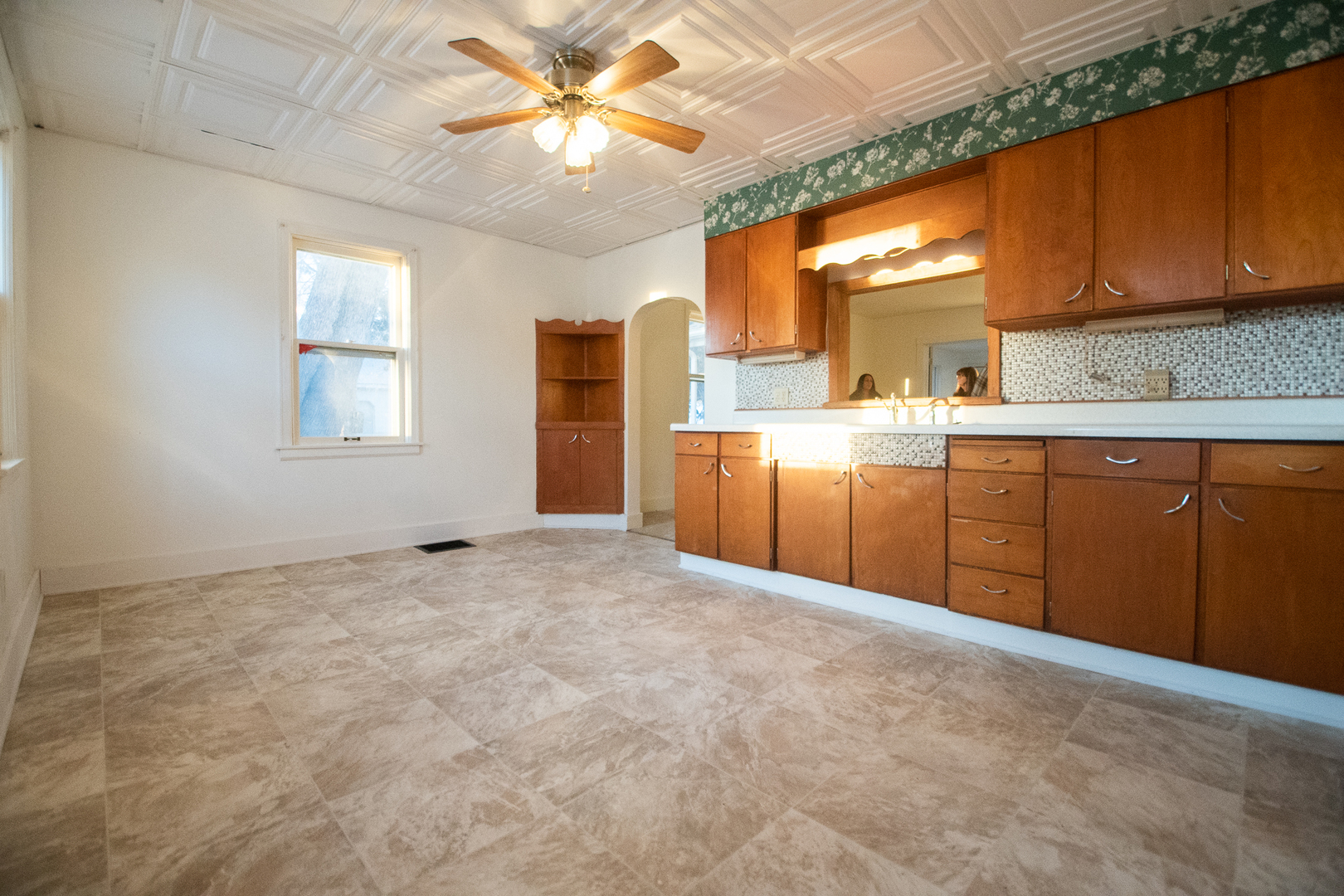 7913 South Oak Street Dixon, IL 61021 - Photo 11 of 37