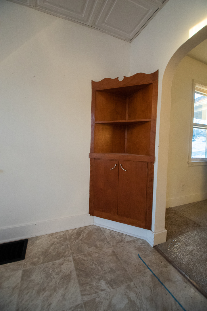 7913 South Oak Street Dixon, IL 61021 - Photo 13 of 37