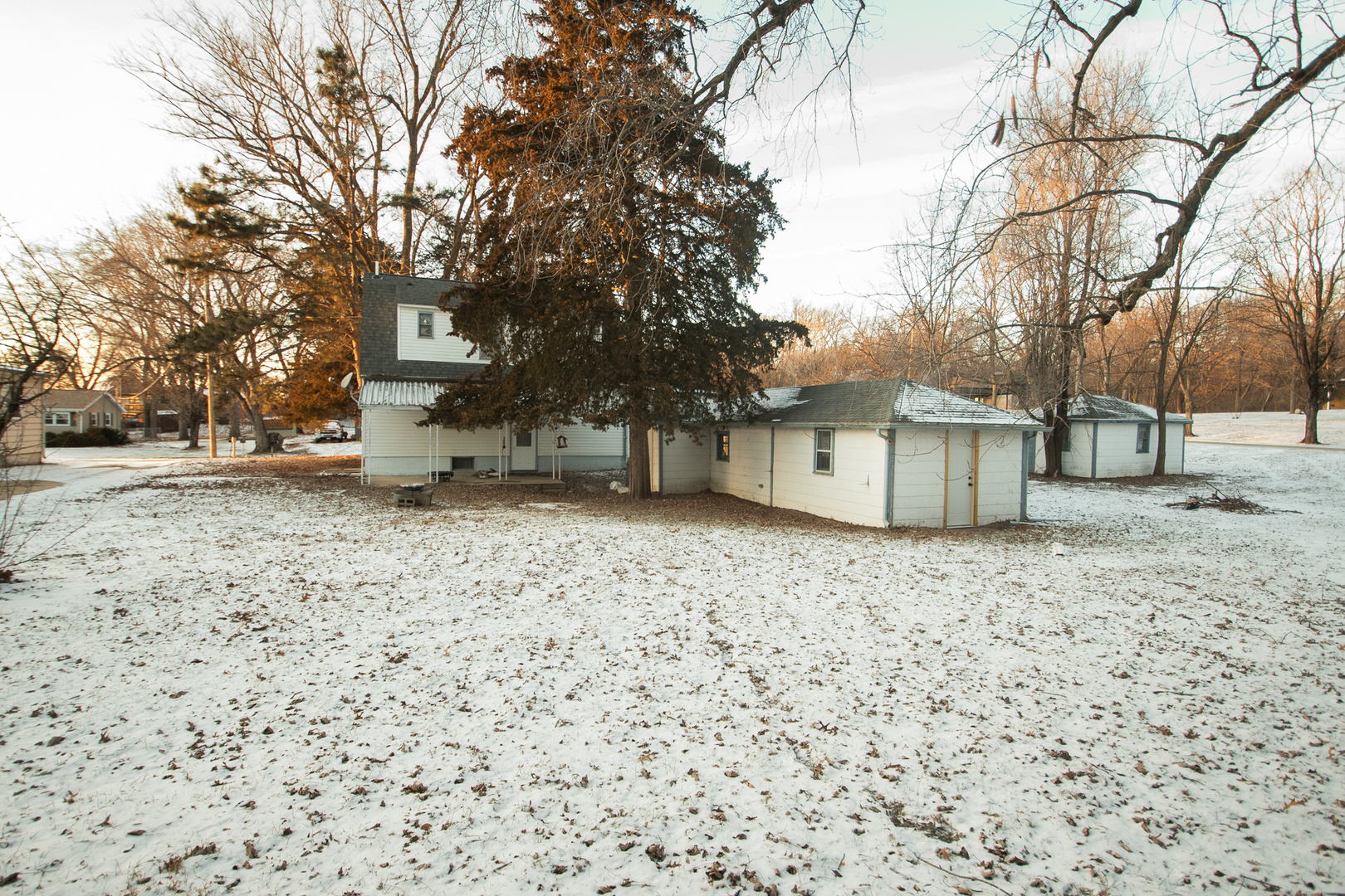 7913 South Oak Street Dixon, IL 61021 - Photo 23 of 37