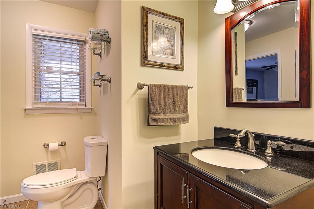 107 Edgeview Road High Point, NC 27260 - Photo 18 of 30 Gallery Image 18