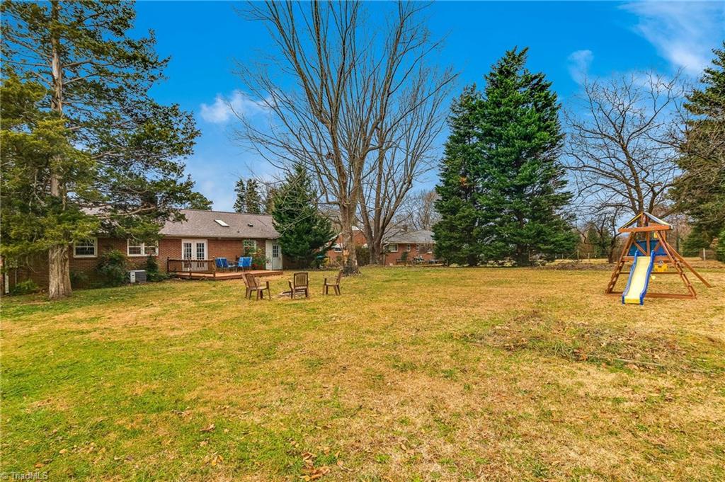 107 Edgeview Road High Point, NC 27260 - Photo 28 of 30 Gallery Image 28