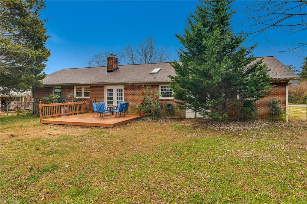 107 Edgeview Road High Point, NC 27260 - Photo 30 of 30 Gallery Image 30