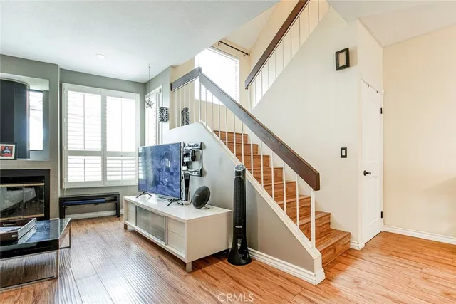 $648,500 | 1340 Glenwood Road, Unit 4, Glendale, CA 91201