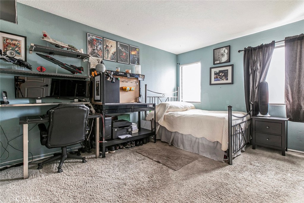 1340 Glenwood Road, Unit 4 Glendale, CA 91201 - Photo 39 of 49