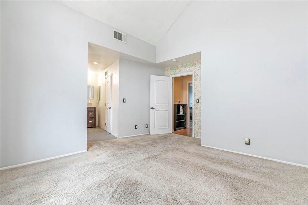 1340 Glenwood Road, Unit 4 Glendale, CA 91201 - Photo 41 of 49