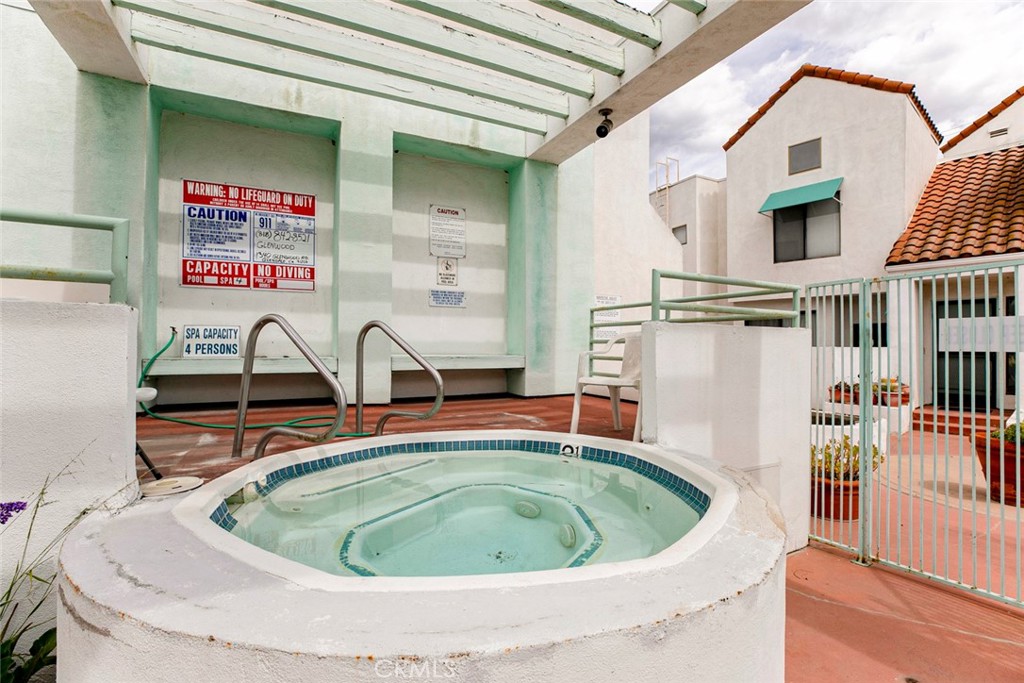 1340 Glenwood Road, Unit 4 Glendale, CA 91201 - Photo 49 of 49