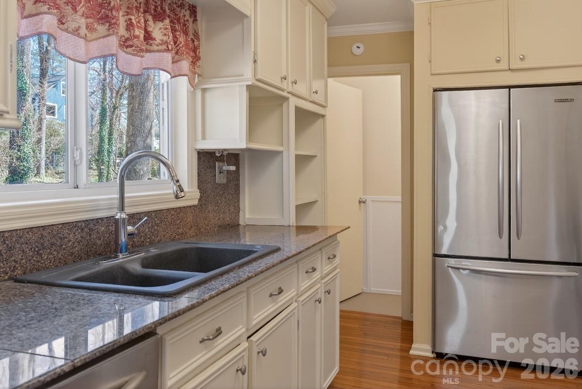 95 Whitney Avenue Tryon, NC 28782 - Photo 14 of 31 Gallery Image 14
