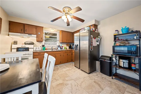 $269,900 | 18 Allandale Drive, Ogden, NY 14624