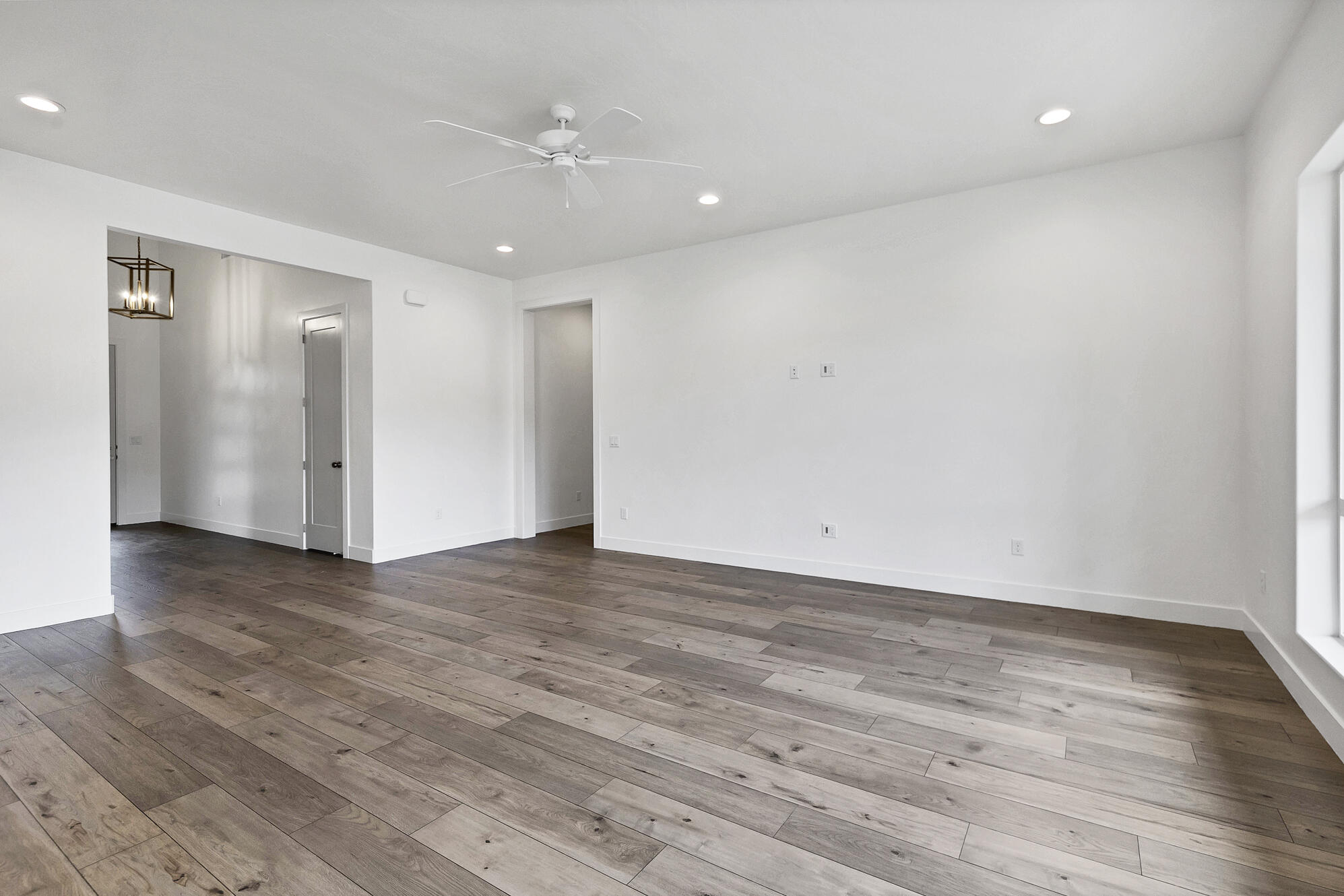 82 Milan Lane St. George, UT 84790 - Photo 10 of 27 _B2A9213
