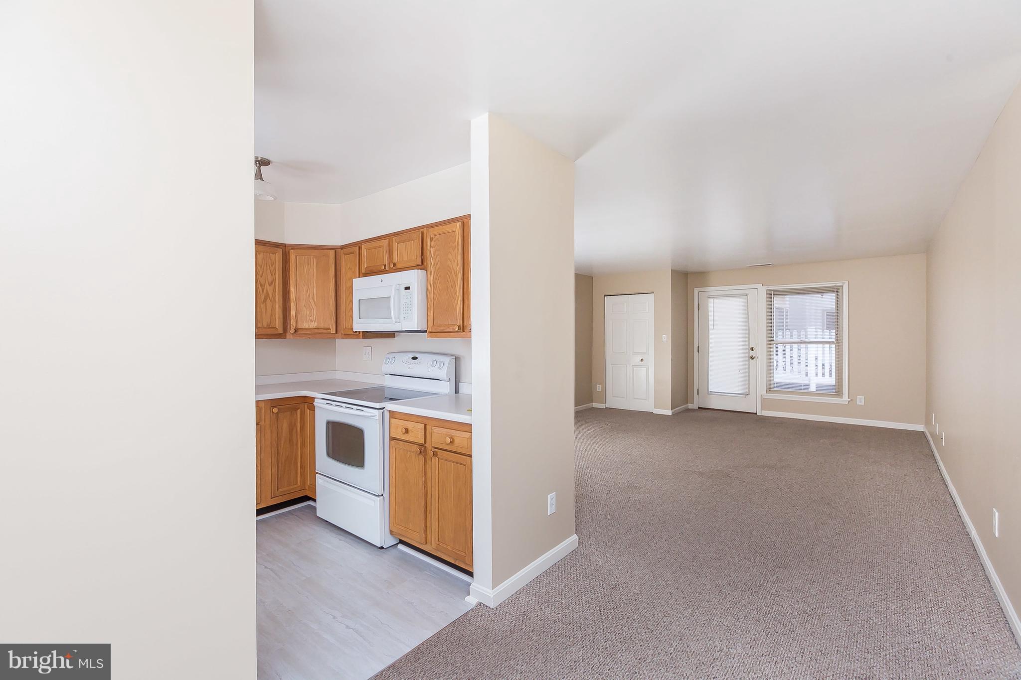 2 East Wheeling Street, Unit 209 Baltimore, MD 21230 - Photo 13 of 30 Dining Room