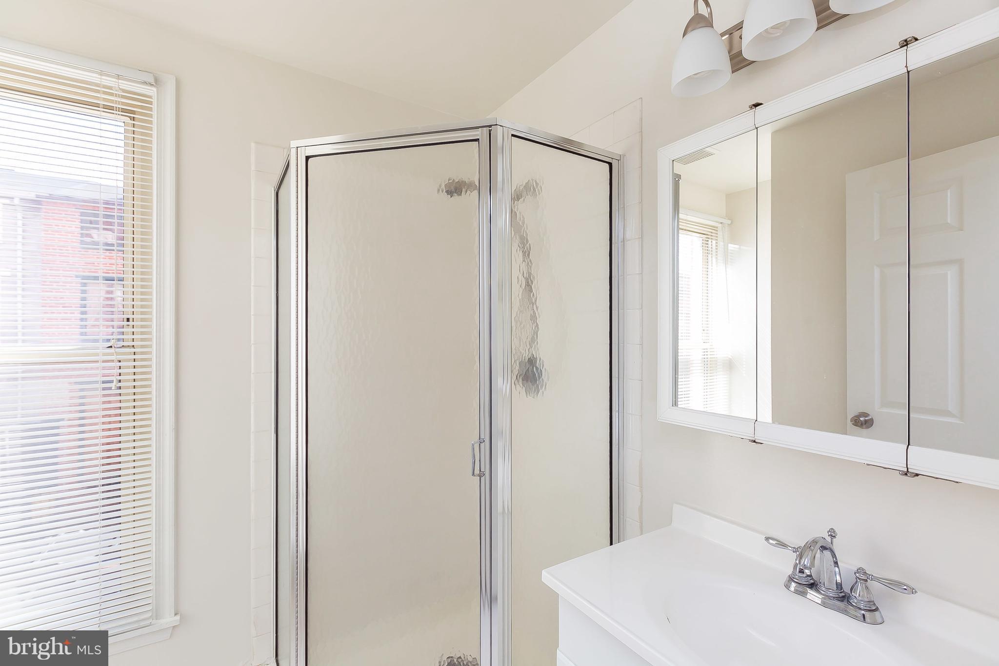 2 East Wheeling Street, Unit 209 Baltimore, MD 21230 - Photo 23 of 30 Bath