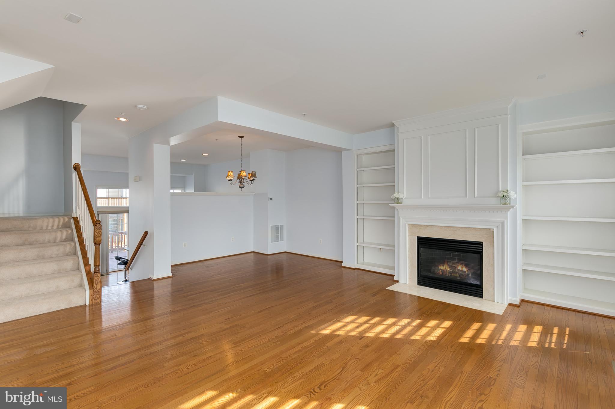 11507 Rabbit Run Terrace Silver Spring, MD 20904 - Photo 5 of 40