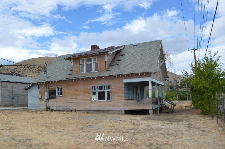 2702 Stemilt Creek Road Wenatchee, WA 98801 - Photo 1 of 6 Gallery Image 1