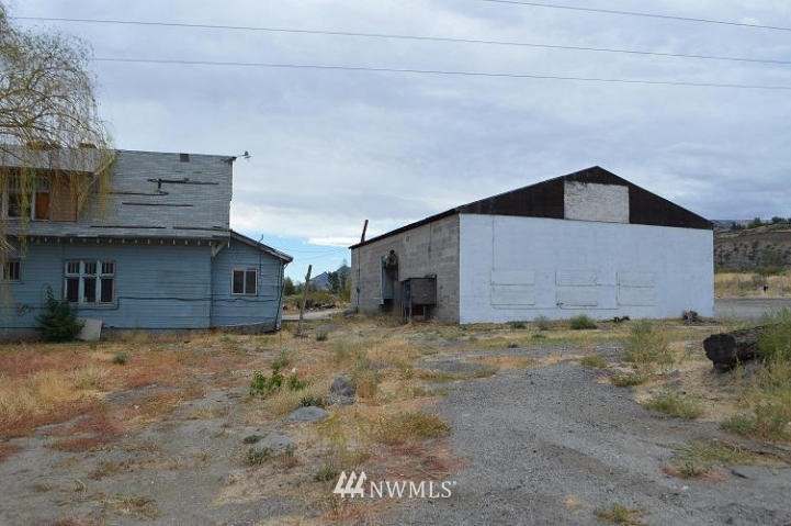 2702 Stemilt Creek Road Wenatchee, WA 98801 - Photo 6 of 6 Gallery Image 6