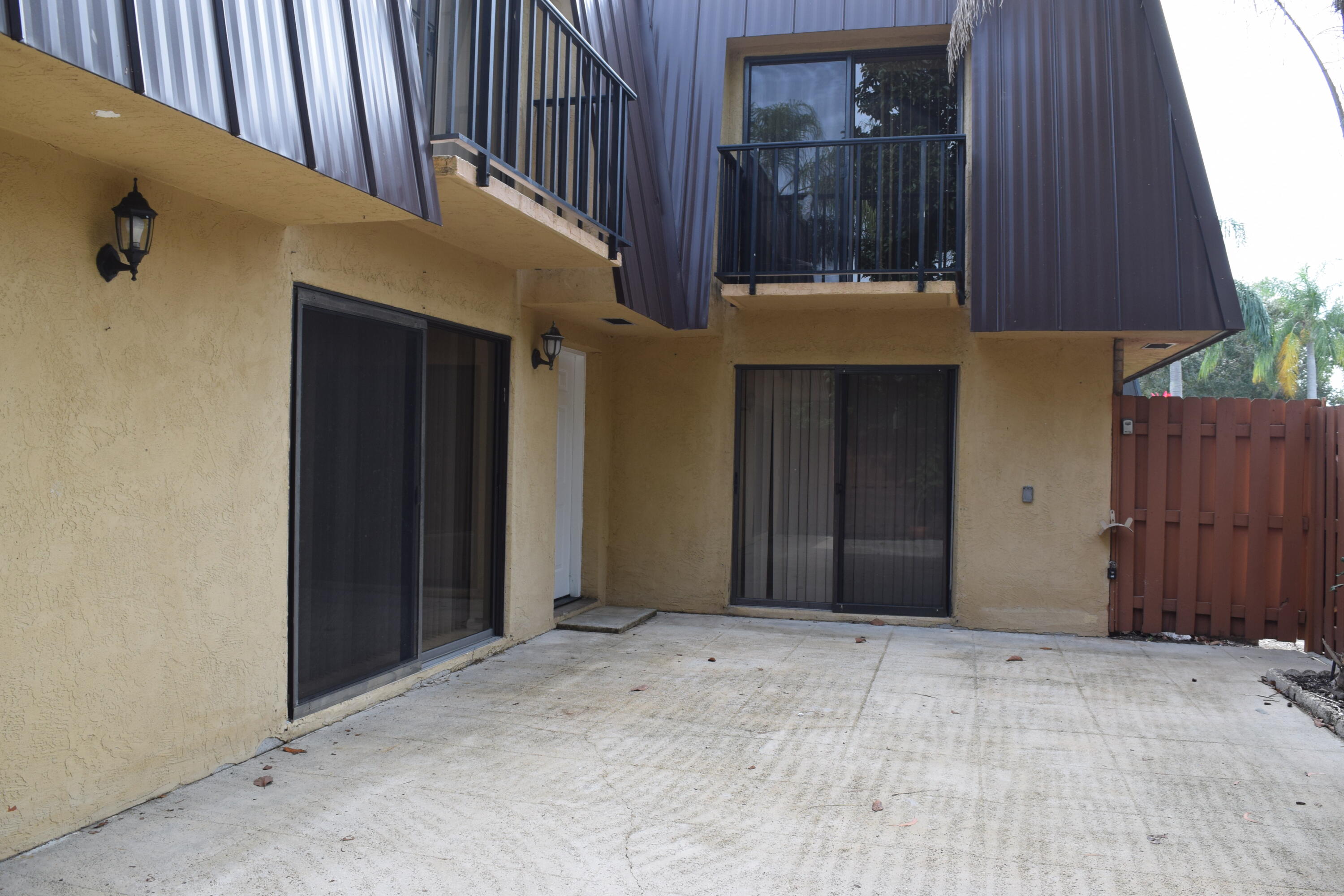 5945 Southeast Windsong Lane, Unit 907 Stuart, FL 34997 - Photo 17 of 34 DSC_0093