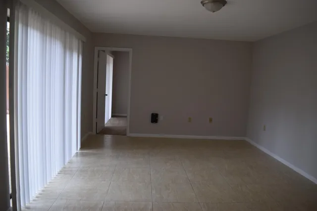 $1,950 | 5945 Southeast Windsong Lane, Unit 907, Stuart, FL 34997