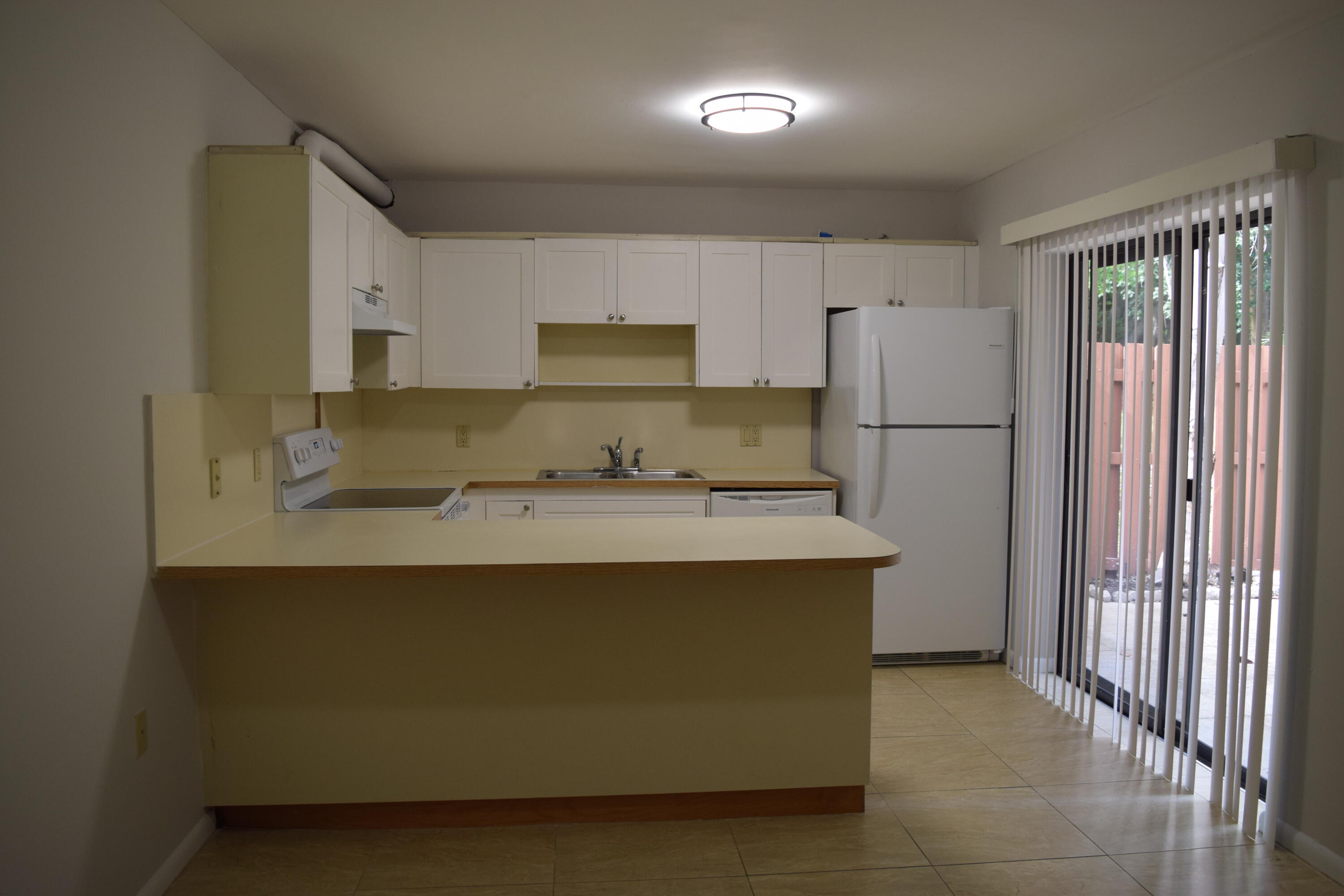 5945 Southeast Windsong Lane, Unit 907 Stuart, FL 34997 - Photo 20 of 34 DSC_0096