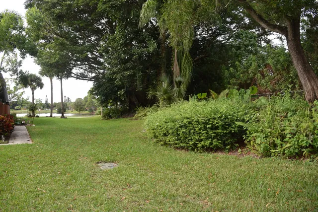 $1,800 | 5945 Southeast Windsong Lane, Unit 907, Stuart, FL 34997