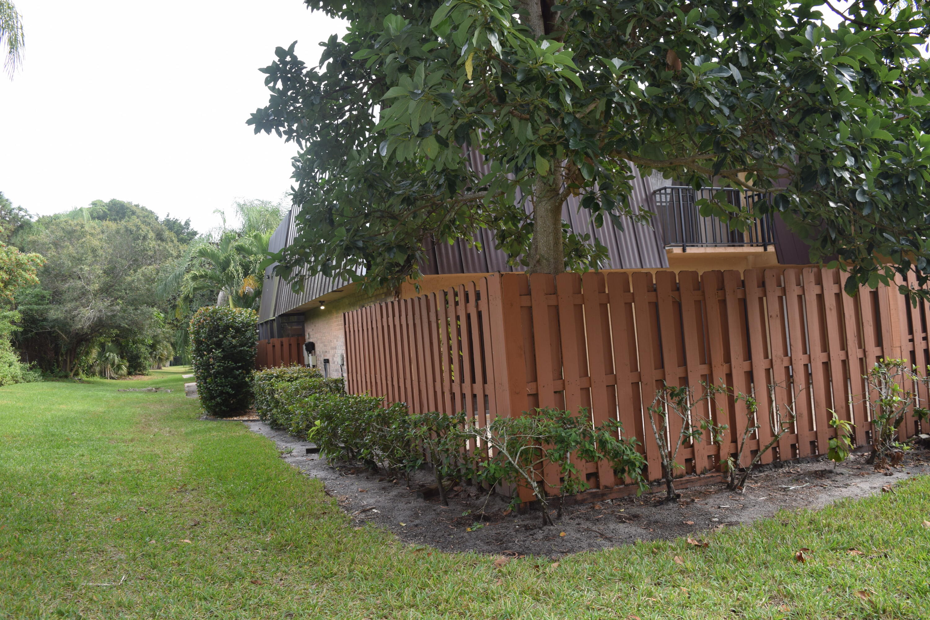 5945 Southeast Windsong Lane, Unit 907 Stuart, FL 34997 - Photo 33 of 34 DSC_0121