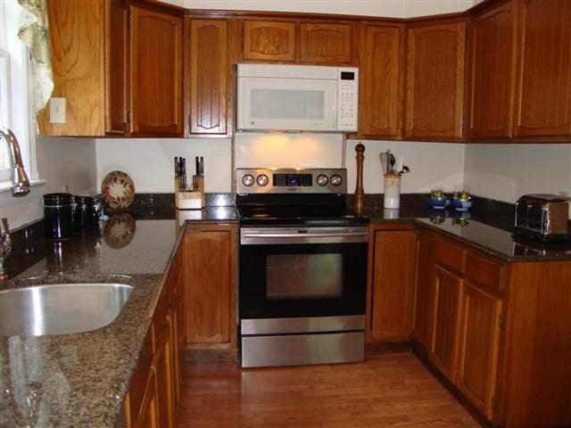 72 Maxwell Road Colonie, NY 12110 - Photo 4 of 12 Photo 4