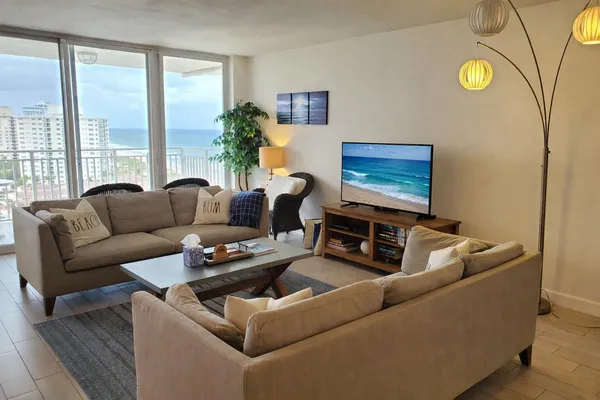 $6,000 | 5200 North Ocean Boulevard, Unit 1508B, Lauderdale-by-the-Sea, FL 33308