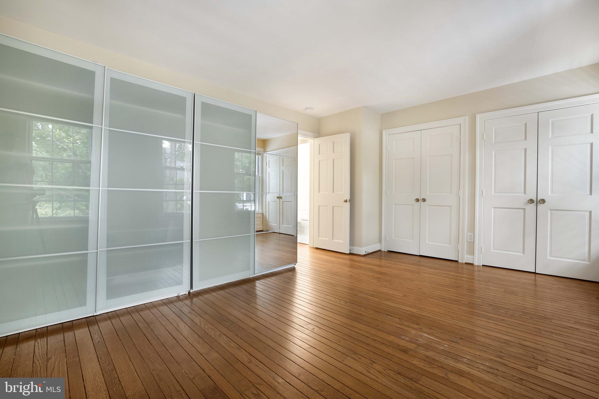 3327 R Street Northwest Washington, DC 20007 - Photo 25 of 28 Huge Bedroom #4 tons of closet space