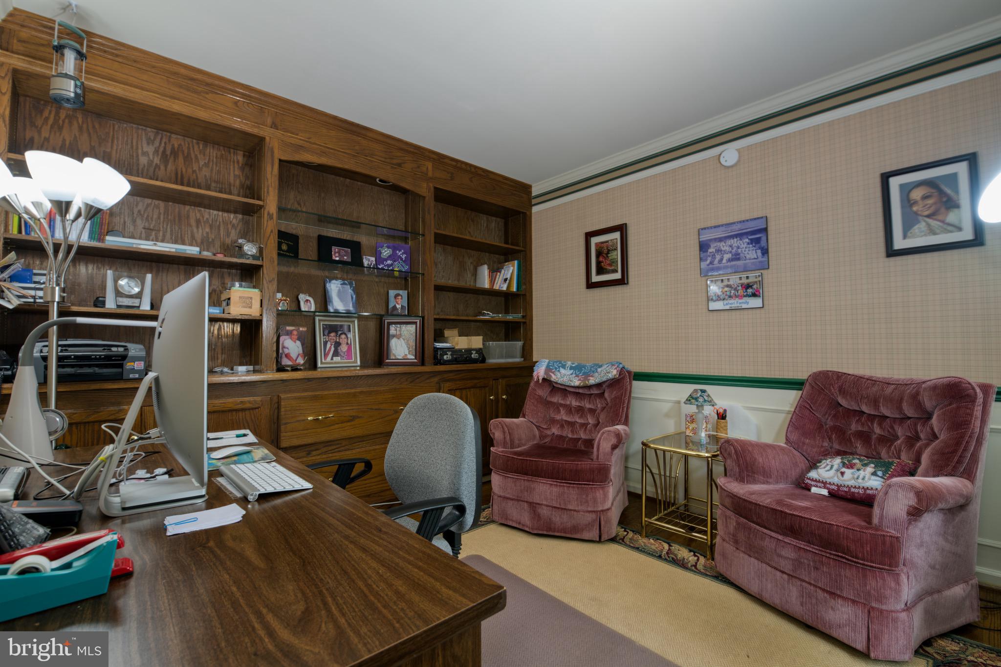 11722 Split Tree Circle Potomac, MD 20854 - Photo 14 of 56