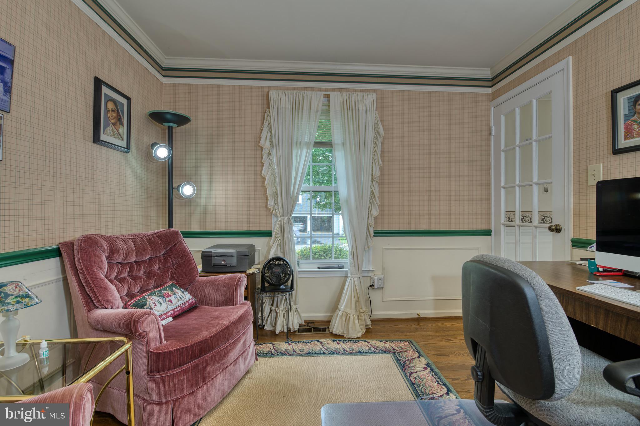 11722 Split Tree Circle Potomac, MD 20854 - Photo 15 of 56