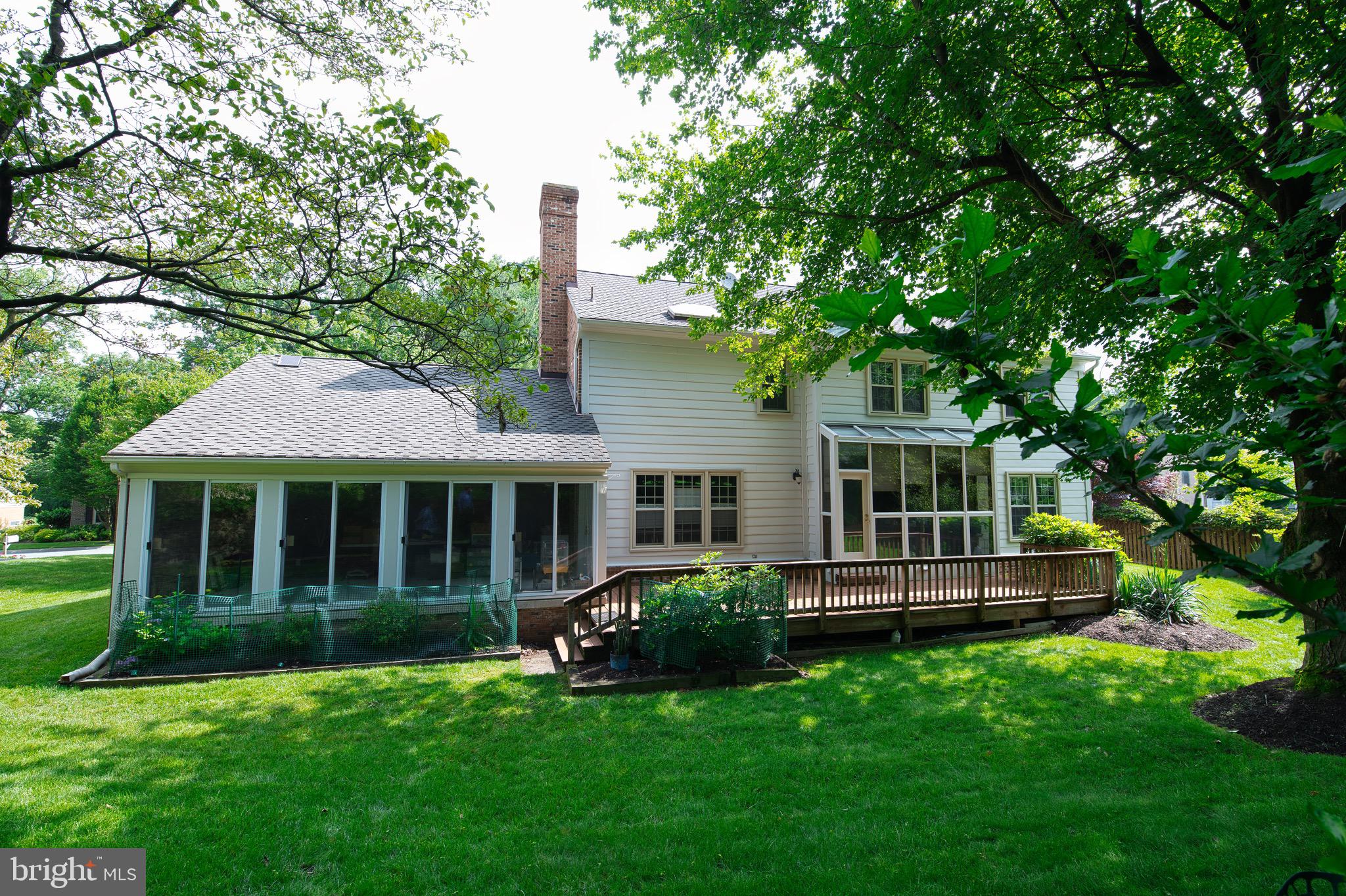 11722 Split Tree Circle Potomac, MD 20854 - Photo 3 of 56