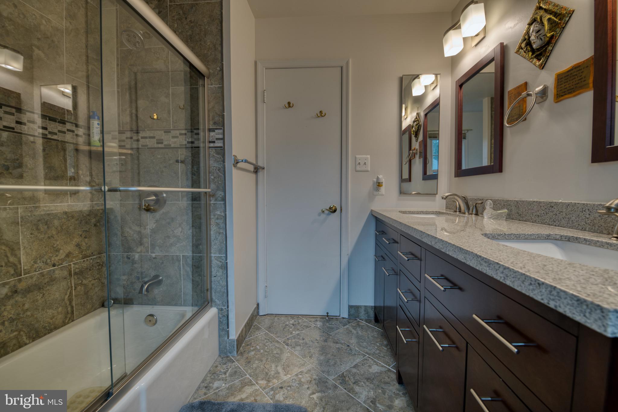 11722 Split Tree Circle Potomac, MD 20854 - Photo 37 of 56