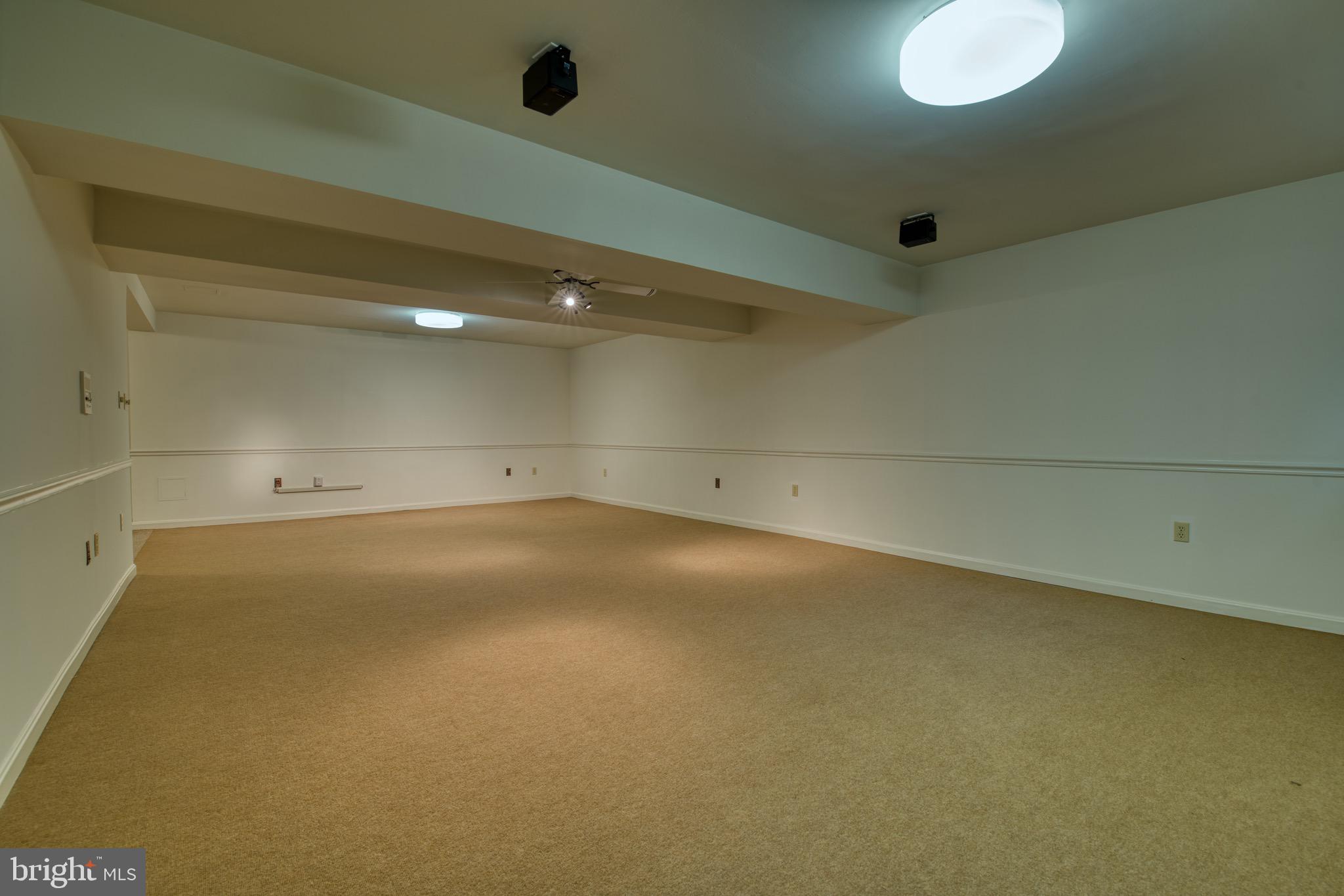 11722 Split Tree Circle Potomac, MD 20854 - Photo 44 of 56