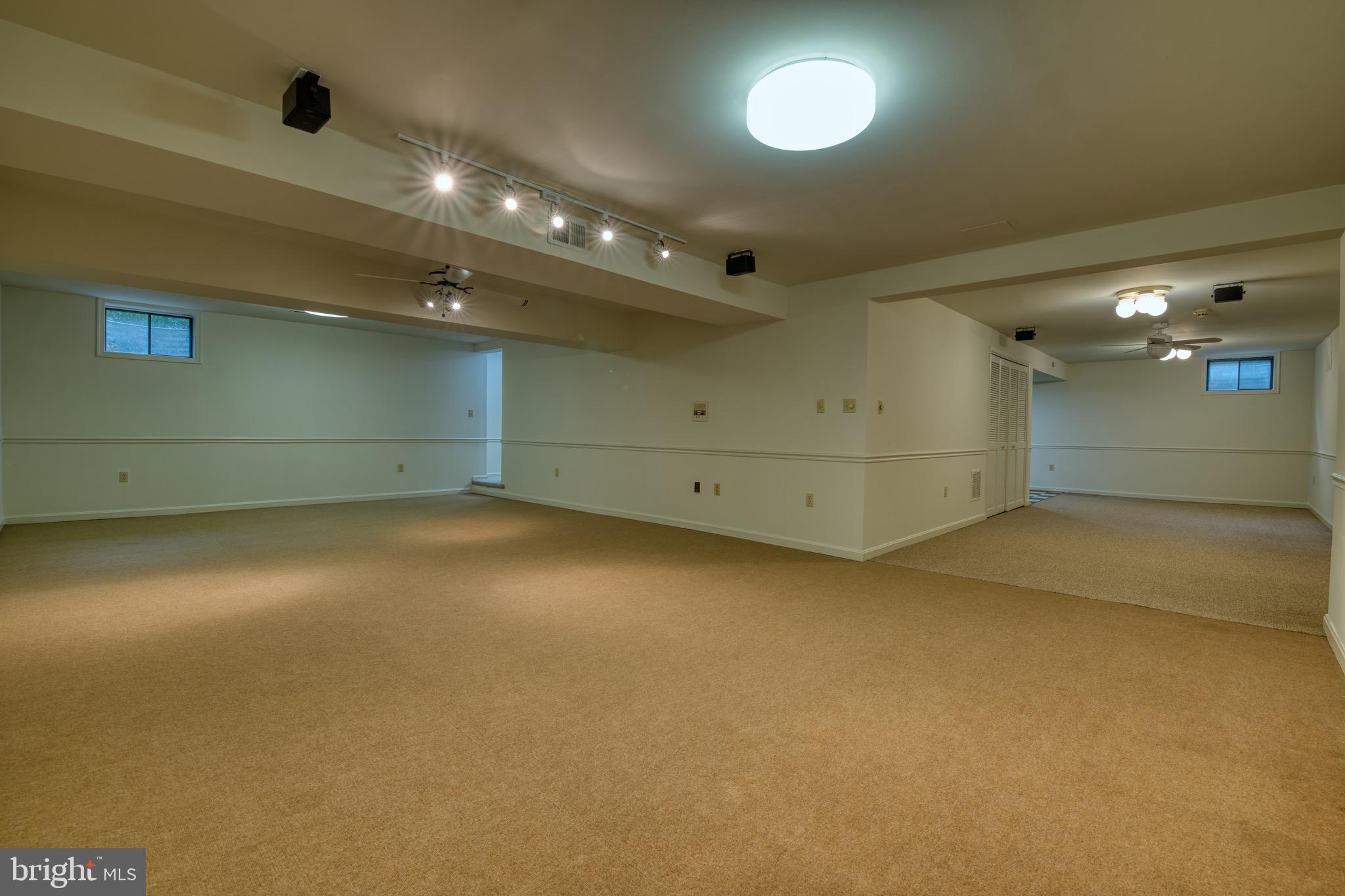 11722 Split Tree Circle Potomac, MD 20854 - Photo 45 of 56