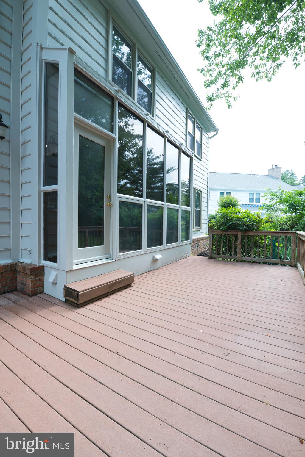 11722 Split Tree Circle Potomac, MD 20854 - Photo 49 of 56