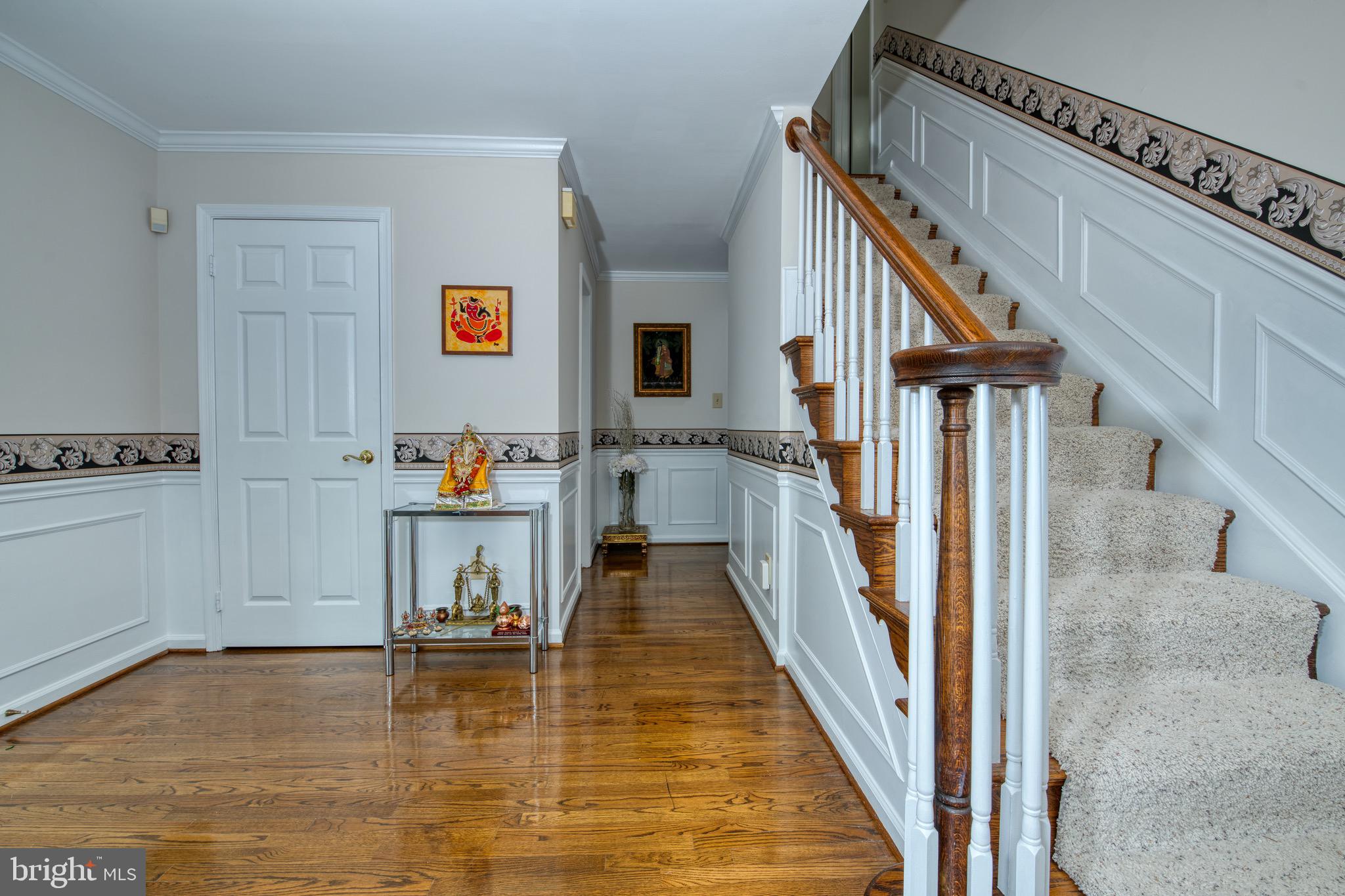 11722 Split Tree Circle Potomac, MD 20854 - Photo 7 of 56