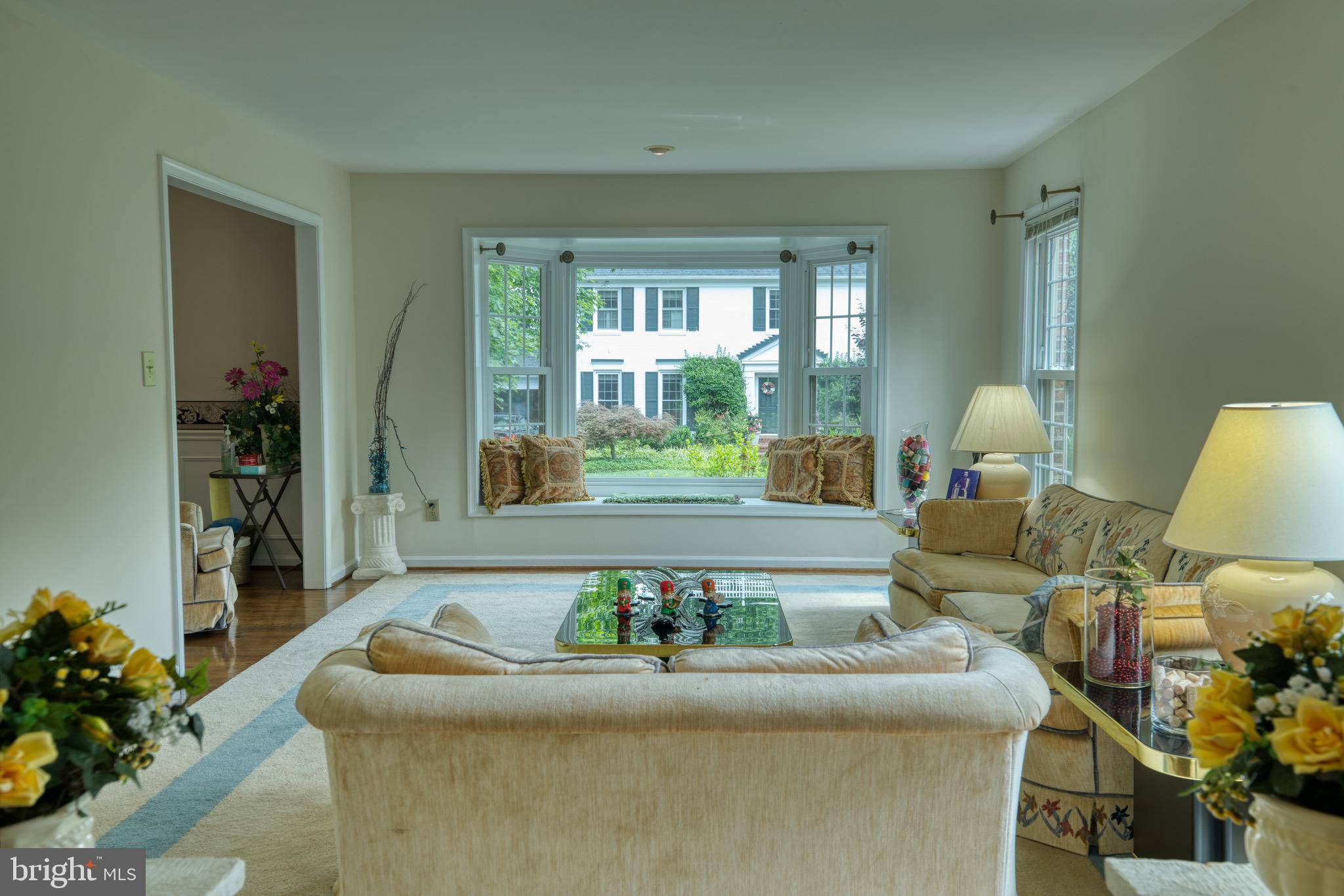 11722 Split Tree Circle Potomac, MD 20854 - Photo 9 of 56