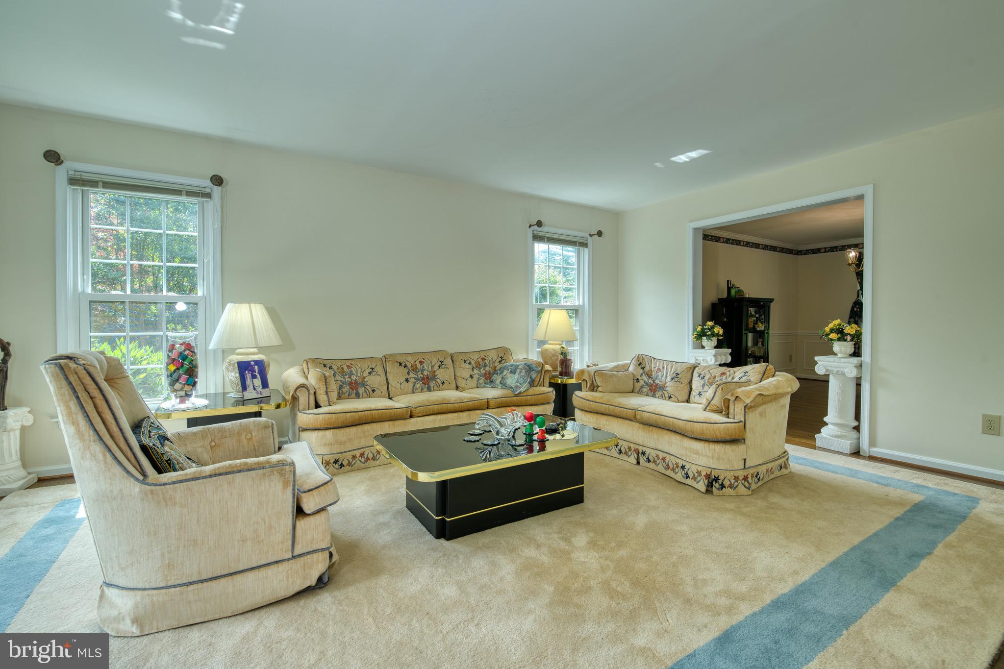 11722 Split Tree Circle Potomac, MD 20854 - Photo 10 of 56